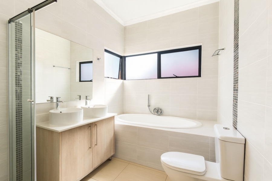 3 Bedroom Property for Sale in Wild Olive Estate Free State